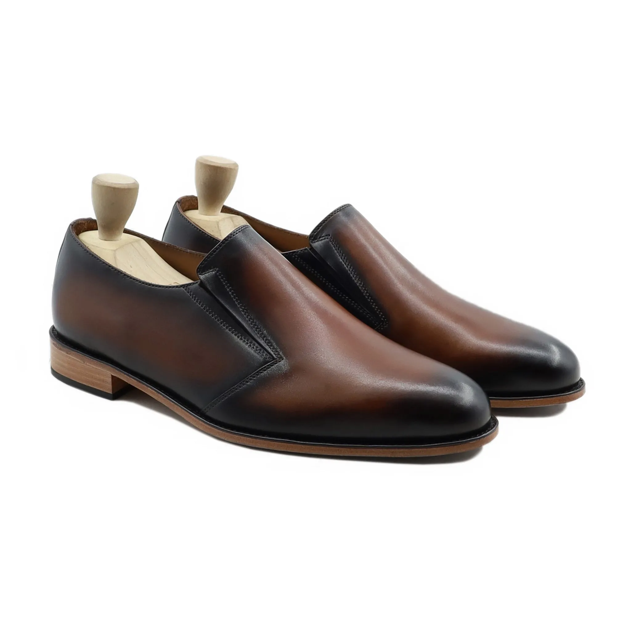 Cypraea - Men's Burnish Brown Calf Leather Loafer