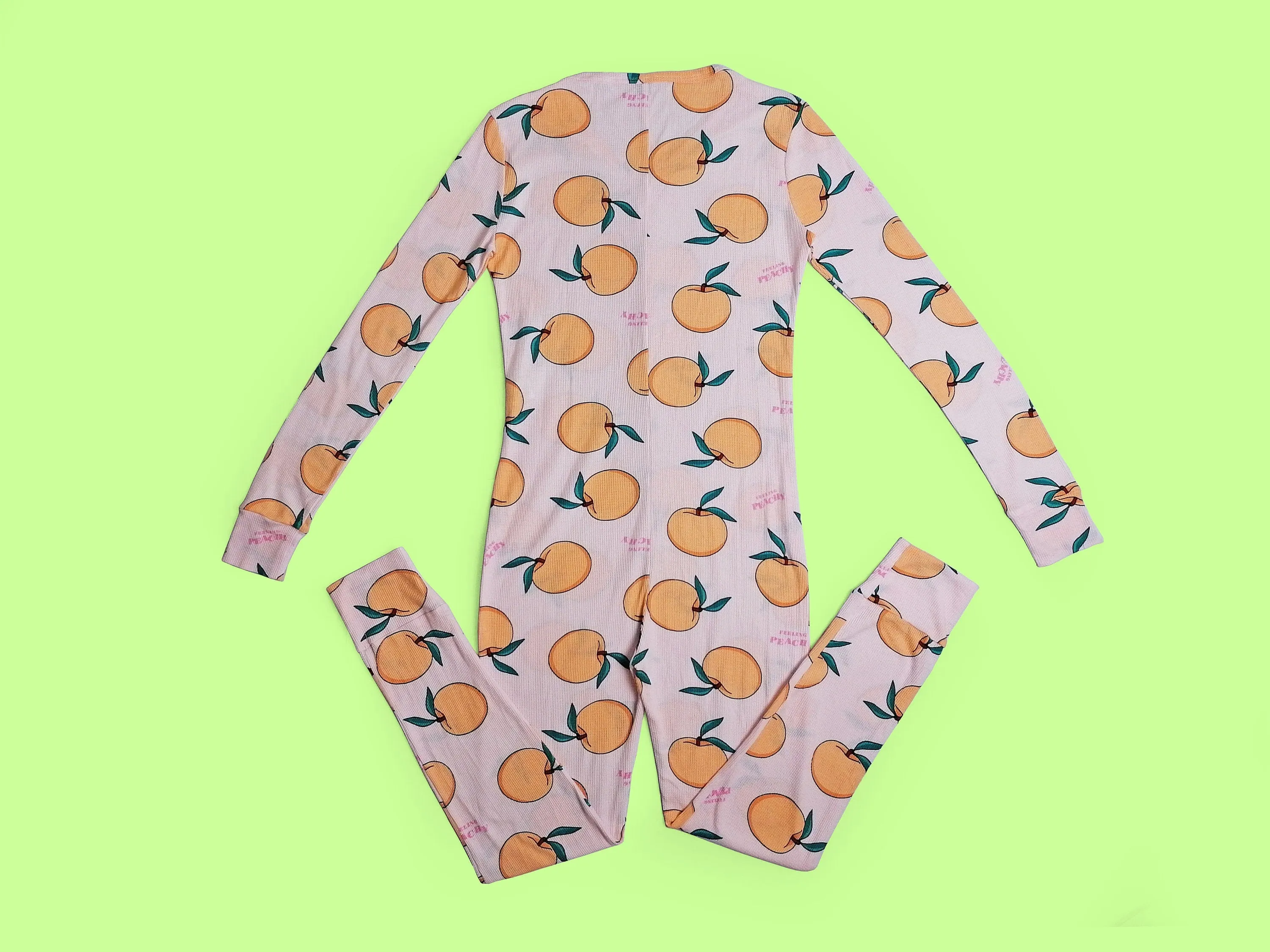 Deadstock NOS TYPO Onesie Pyjama Peaches Print ~ Size M