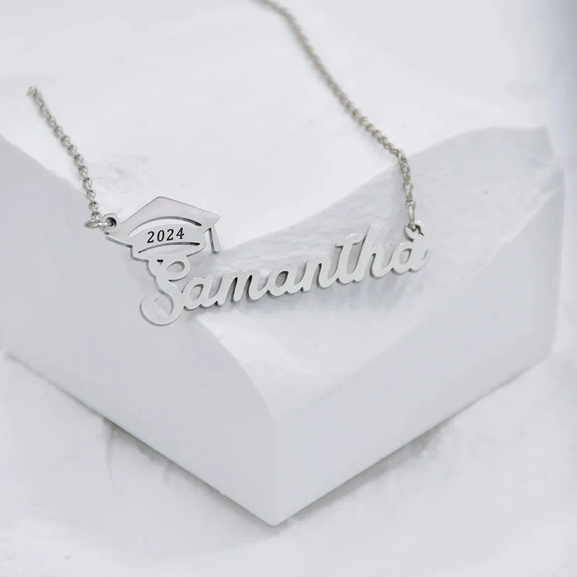 Personalized Graduation Necklace Custom Bachelor Cap Name Necklace Grad Gift For Her 2024 Graduation Gift For Girl