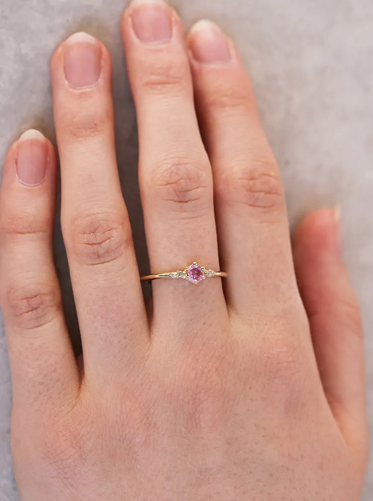 Thea II | pink sapphire & diamonds